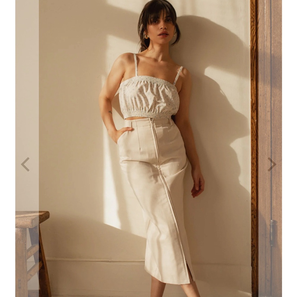 White midi skirt